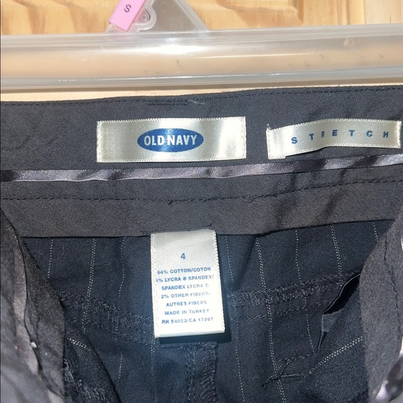 EUC Old Navy Stretch Size 4 Black With White Pin stripes Pants - Picture 3 of 3